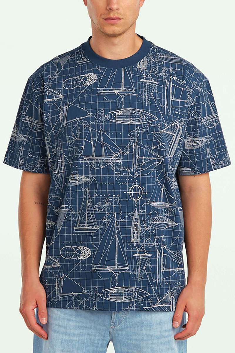 G-star Aop Relaxed T-Shirt features a relaxed fit